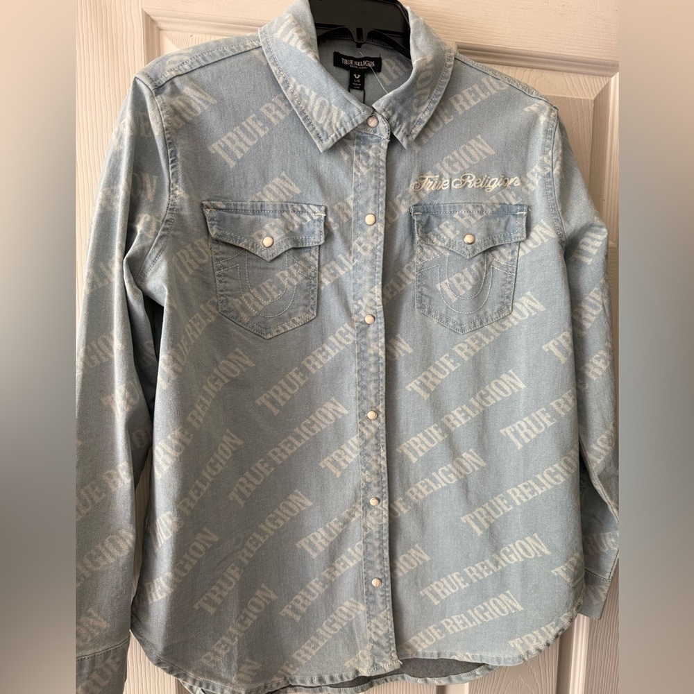 NEW TRUE RELIGION WOMEN'S GEORGIA LONG SLEEVE LOGO DENIM SHIRT